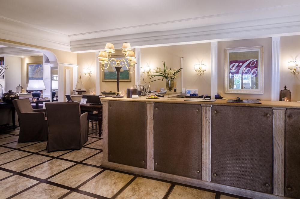 Hotel Martini Olbia Exterior photo